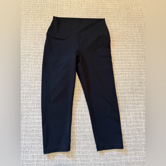 Women’s Yogalicious Hudson Everyday Crop Tight Leggings - Picture 1 of 3